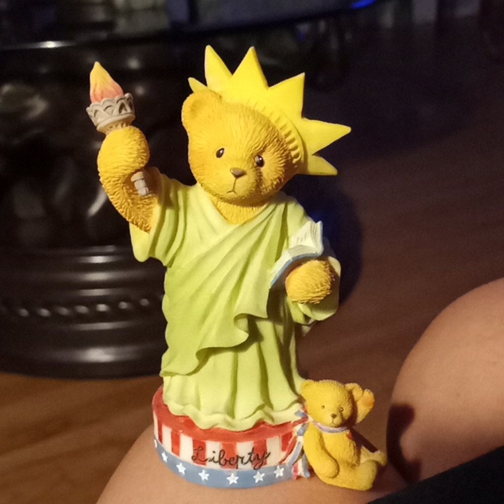 LIBBY cherished teddies